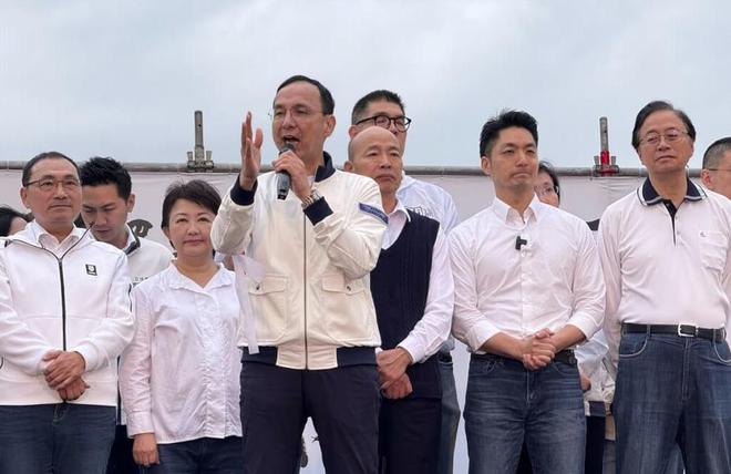 台海观澜 ｜特朗普说中美经贸会谈有利于“统一与和平”，是指台海问题吗？