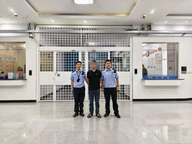酒后开智能驾驶来避免处罚的人醒醒 智驾非“免罚金牌”