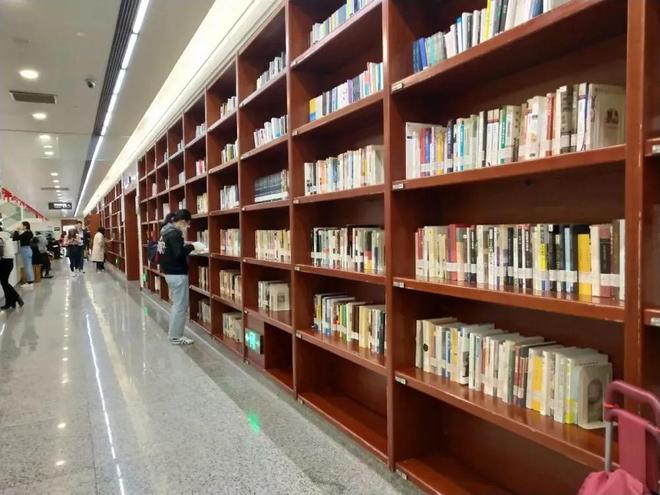 网红打卡地｜长春120个网红打卡地之吉林省图书馆
