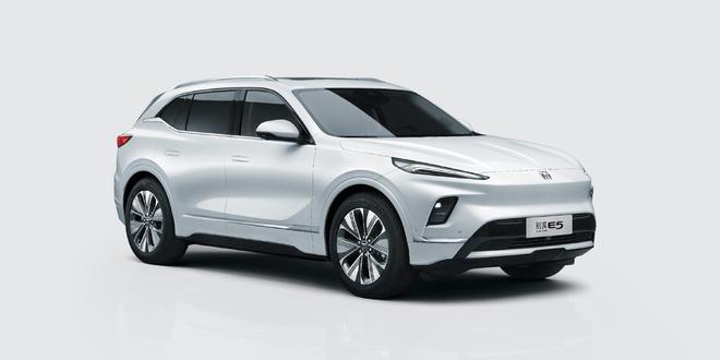 新别克E5承诺“自燃即赔车” 电动车竞争“新痛点”浮现
