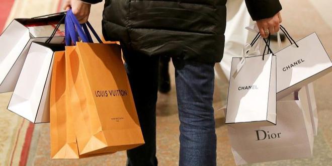 2025 奢侈品营销大变局：国潮崛起、直播破圈，谁在领跑中国市场？