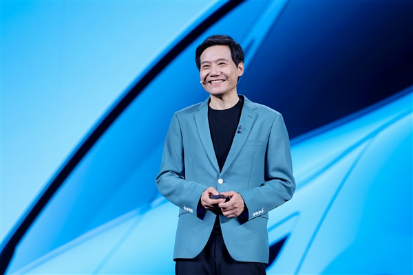 雷军祝贺：小米愿意和长安等同行们一起推动中国汽车工业进步！朱华荣隔空回应