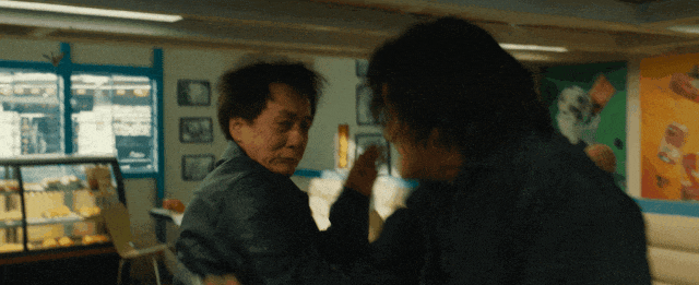 “烂片之王”逆袭！成龙近10年最好电影？！