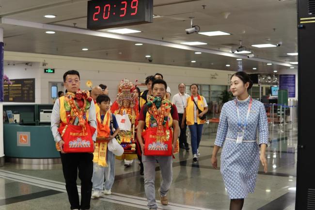 妈祖飞巴黎坐商务舱有专属登机牌 文化交流之旅启程