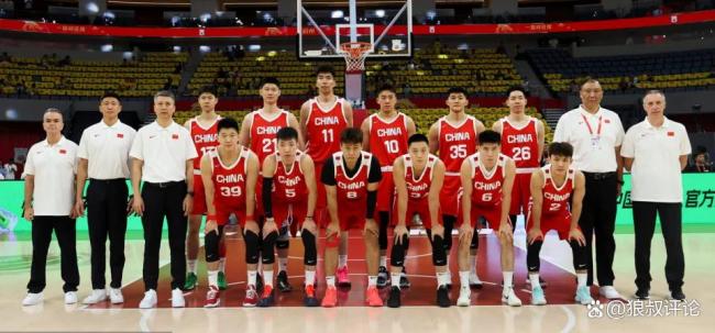 谁无缘亚洲杯最可惜？男篮最终12人仅剩3名00后 多名潜力新星陪练 徐杰等新星落选