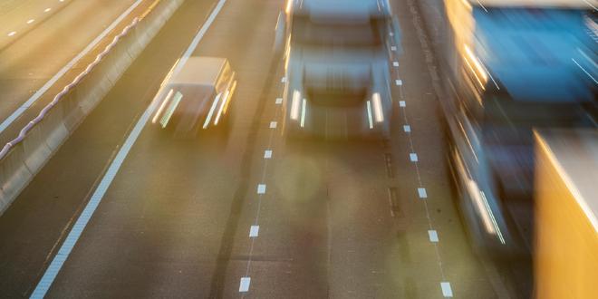 1—7月我国完成跨区域人员流动量近400亿人次